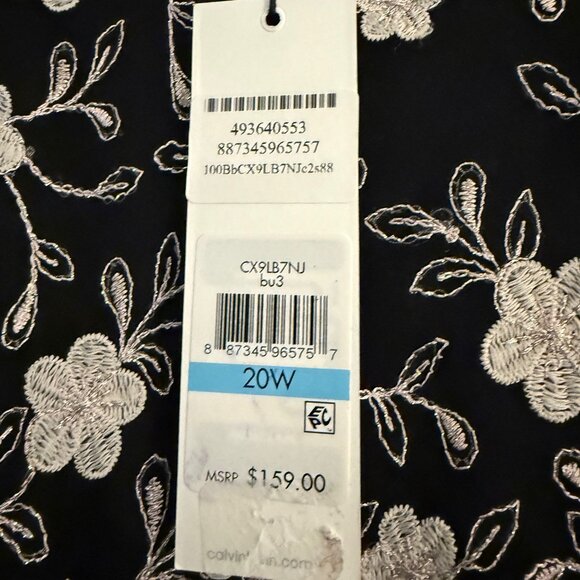 Calvin Klein sleeveless, floral overlay with liner sleeveless, A-line, dress - Picture 3 of 4